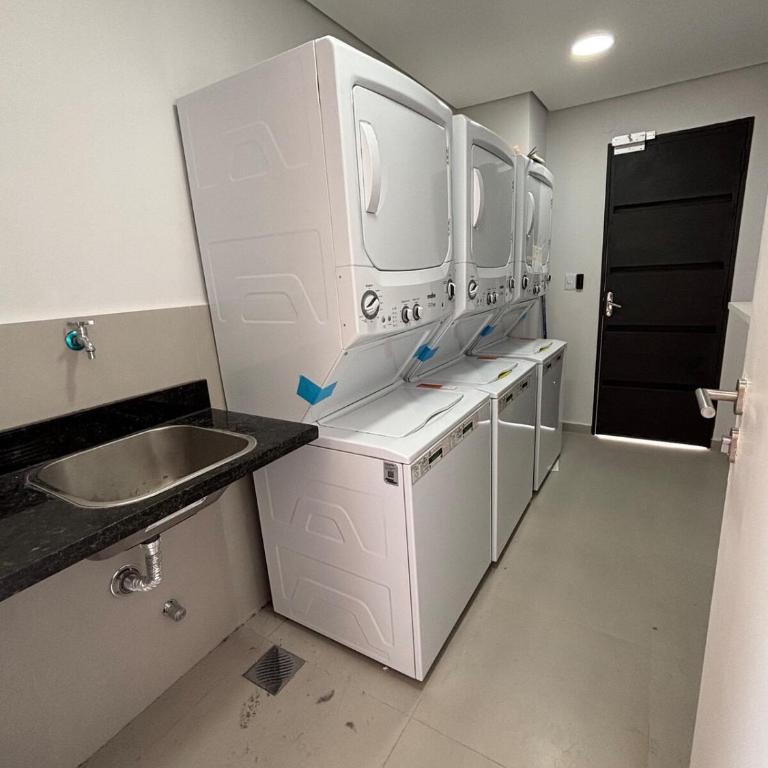 Monoambiente p3 personsas a pasos de Av Sta Teresa Asuncion, con balcon y Gran vista - One-Bedroom Apartment - 37