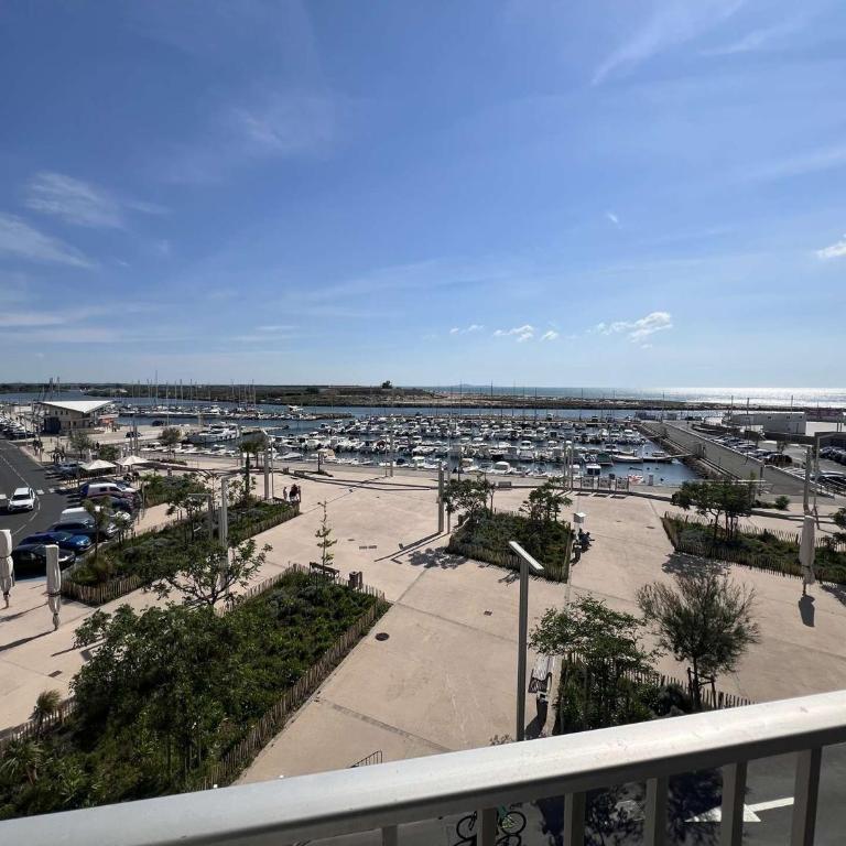 Studio cabine, vue port, 4 pers, à 100m de la plage - FR-1-701-95 - Studio - 2