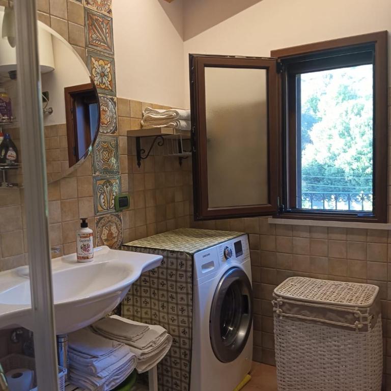 Villa Vesta - Appartamento con 1 Camera da Letto, Balcone e Vista Montagna - 12
