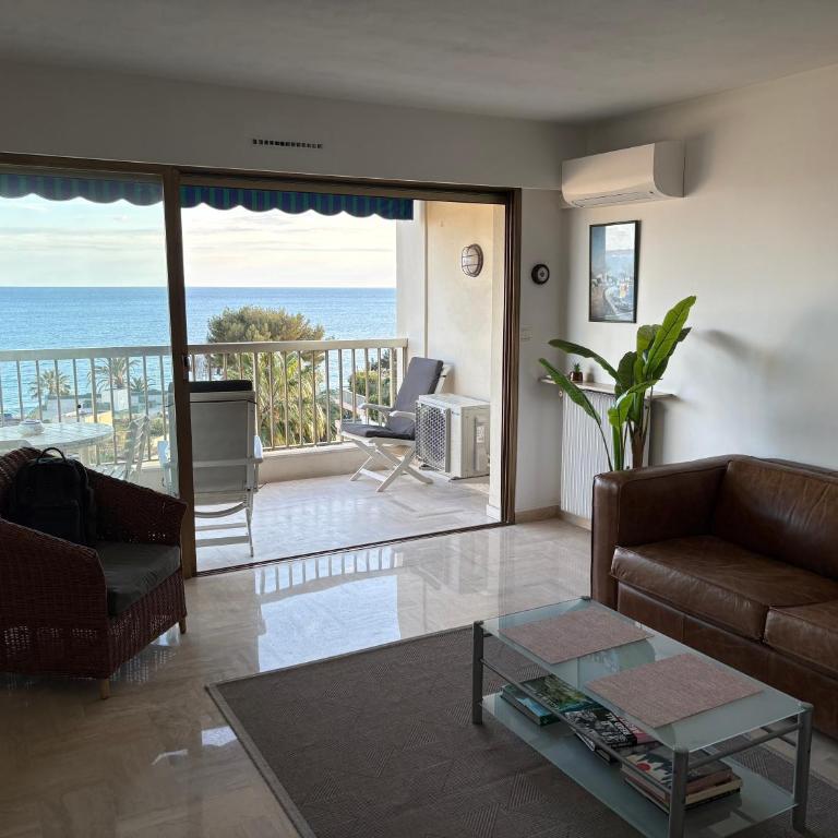 Appartement vue & front de mer, piscines, 55M2 2Pièces - Apartment mit 1 Schlafzimmer - 14