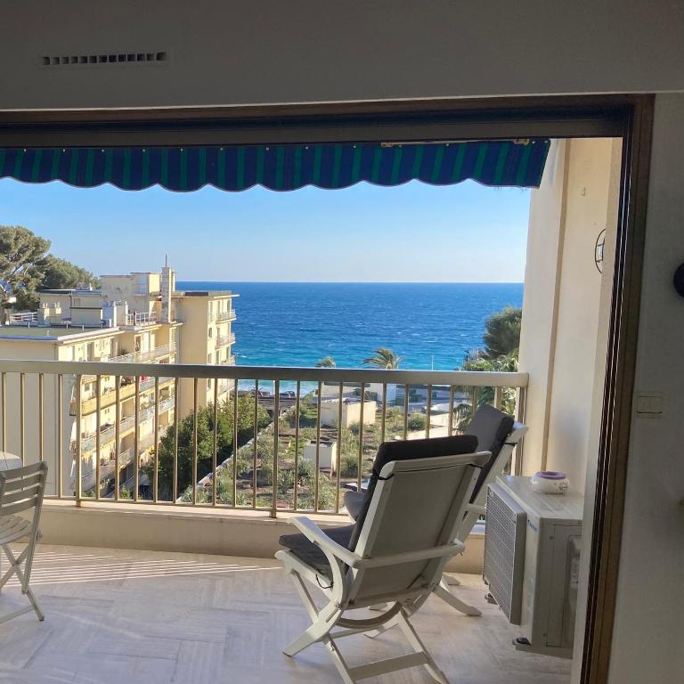 Appartement vue & front de mer, piscines, 55M2 2Pièces - Apartment mit 1 Schlafzimmer - 13