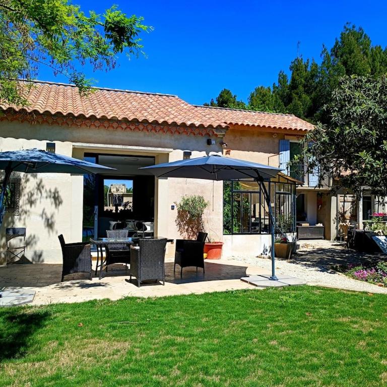 Ville au calme en Provence, piscine privée, spa jeux, proche Ventoux - Villa - 18