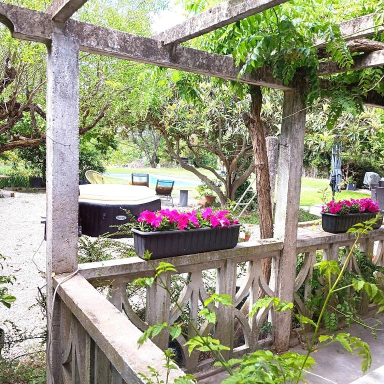 Ville au calme en Provence, piscine privée, spa jeux, proche Ventoux - Villa - 21