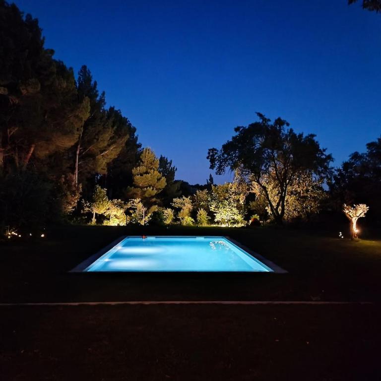 Ville au calme en Provence, piscine privée, spa jeux, proche Ventoux - Villa - 32