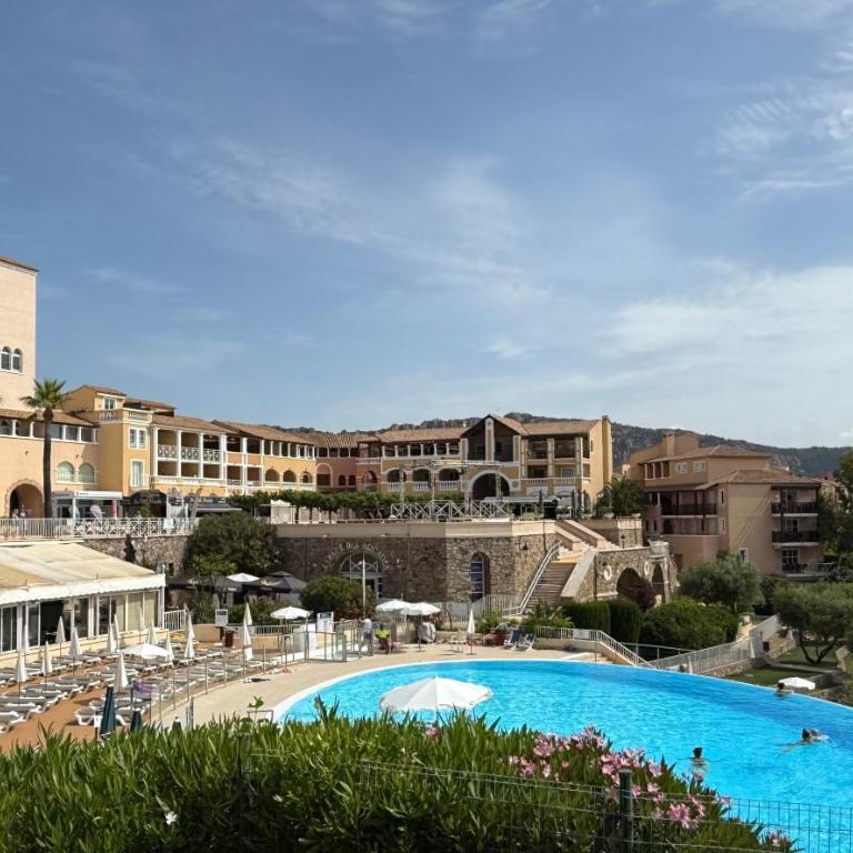 Appartement vue mer exceptionnelle Cap Estérel - Apartamento de 1 dormitorio - 18