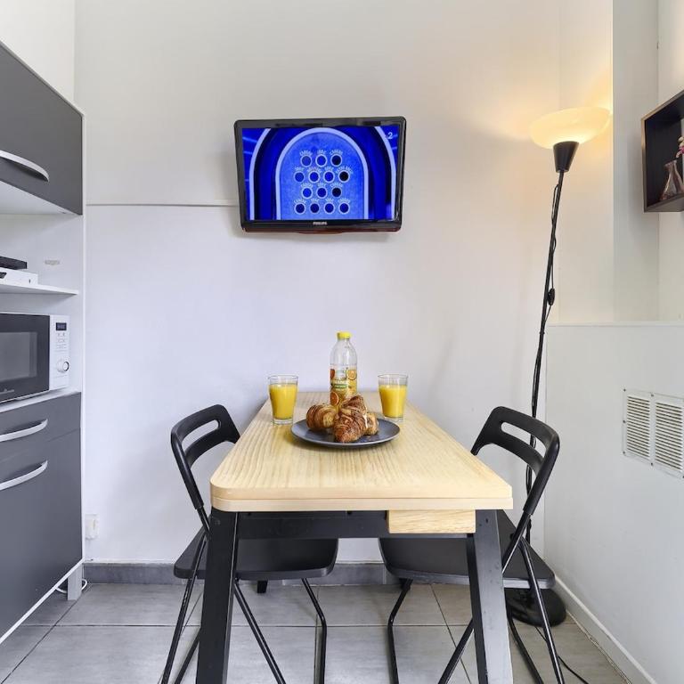 Hyper Center - Superb Studio - Cozy - Wifi - Appartement 1 Chambre - 8