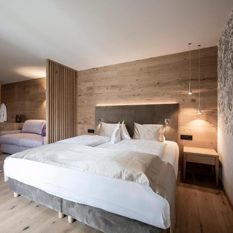 Small & Beautiful Hotel Gnaid - Chambre Double - 3