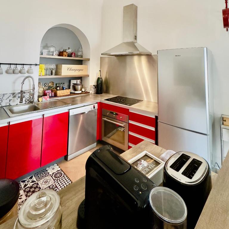 Puddington Abbey by Art&Suites Élégant XVIIIe 80m privatif Centre ville Calme et douceur de vivre - Apartamento con vistas al jardín - 22
