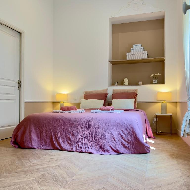 Puddington Abbey by Art&Suites Élégant XVIIIe 80m privatif Centre ville Calme et douceur de vivre - Apartamento con vistas al jardín - 13