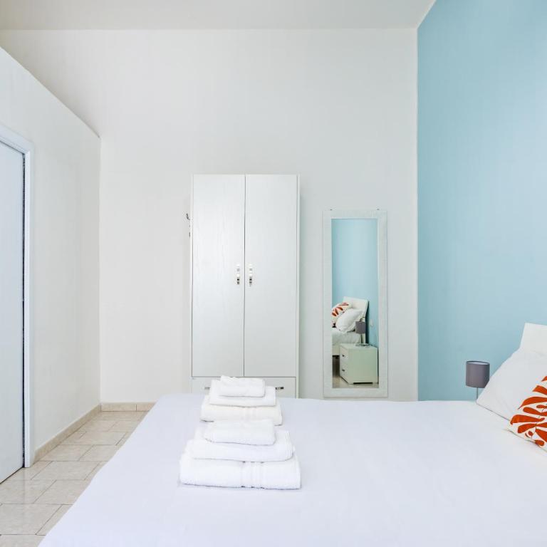 Urban Base Garibaldi by NapoliApartments - Two-Bedroom Apartment - 21