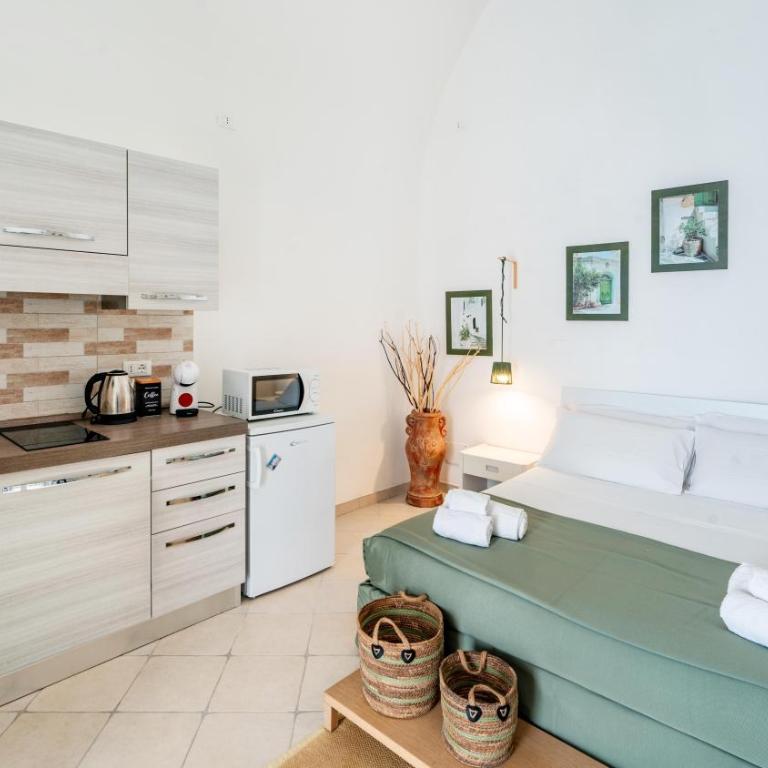 Casetta Carlotta by Rentbeat - Casa Vacanze - 2