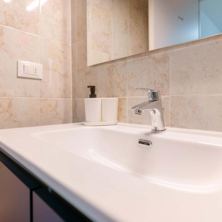 Dimore D'Azeglio by Lesdomus - One-Bedroom Standard Apartment - 10