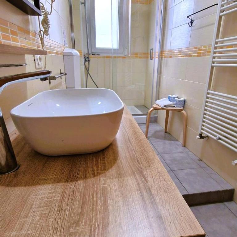 B&B ONE - Double Room with Private Bathroom - 19