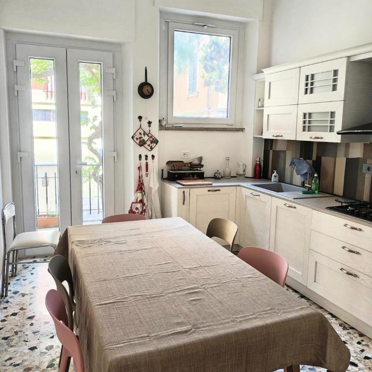 Casa Carolina - Two-Bedroom Deluxe Apartment - 13