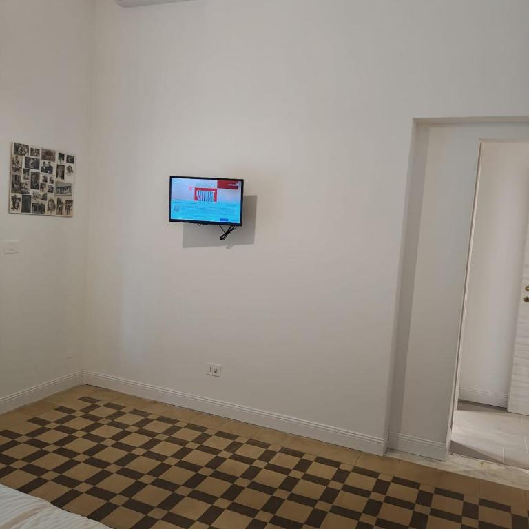 Casa Carolina - Two-Bedroom Deluxe Apartment - 32