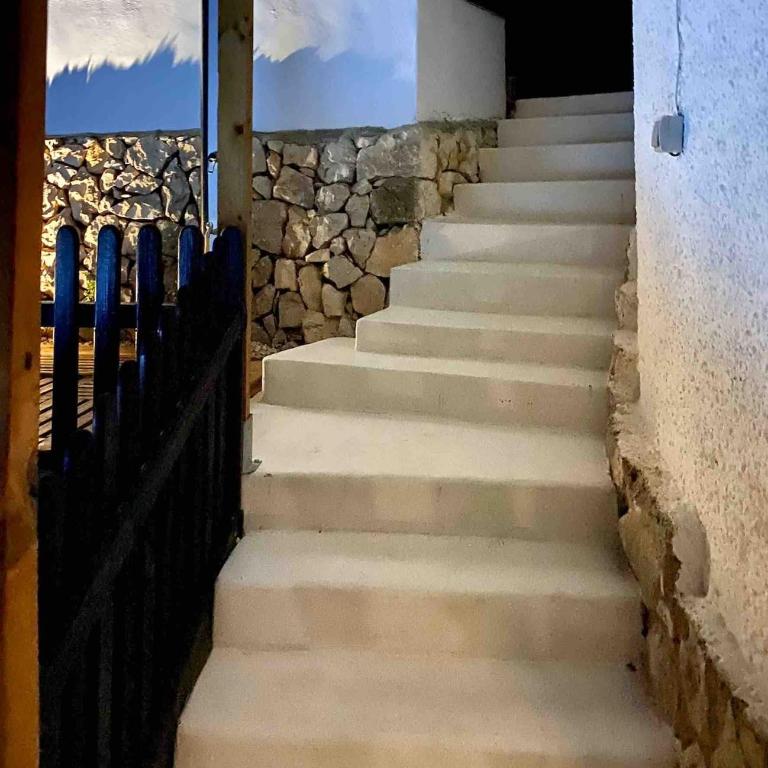Studio Apartment in Beautiful Chalet, Finca FAZ - Estudio - 25