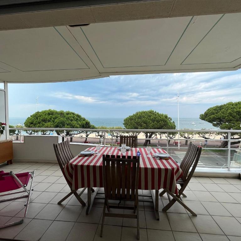 Appartement T3 Central à Arcachon avec Vue Mer, Terrasse, Wifi et Parking - FR-1-374-52 - Apartment (4 Adults) - 5