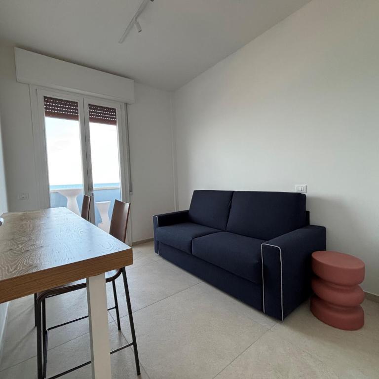 CN018 - Cesenatico, elegante quadrilocale fronte mare con posto auto - Appartamento con 3 Camere da Letto - 28