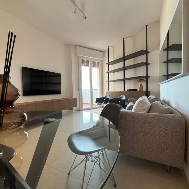 CN018 - Cesenatico, elegante quadrilocale fronte mare con posto auto - Appartamento con 3 Camere da Letto - 6