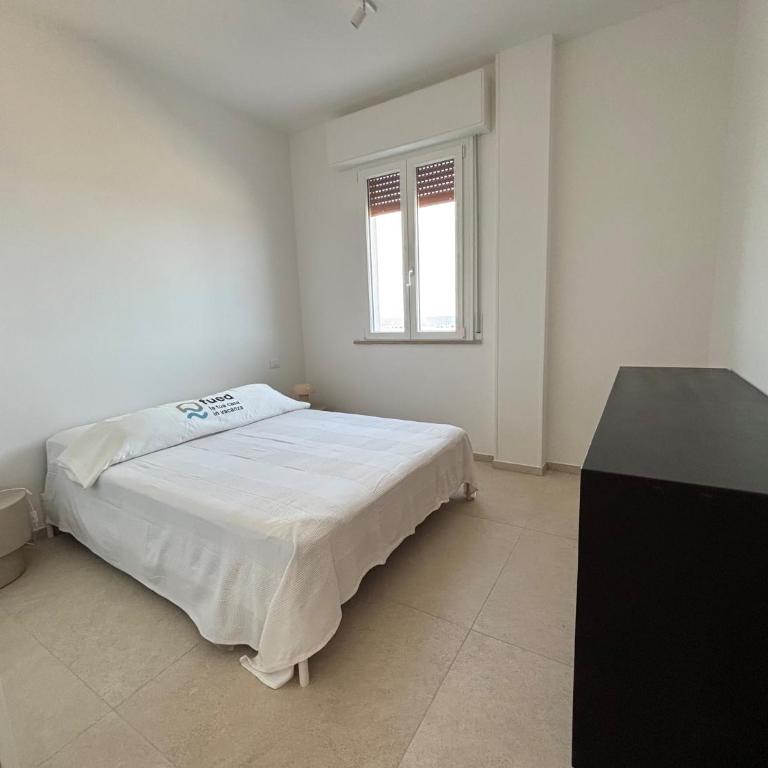 CN018 - Cesenatico, elegante quadrilocale fronte mare con posto auto - Appartamento con 3 Camere da Letto - 23