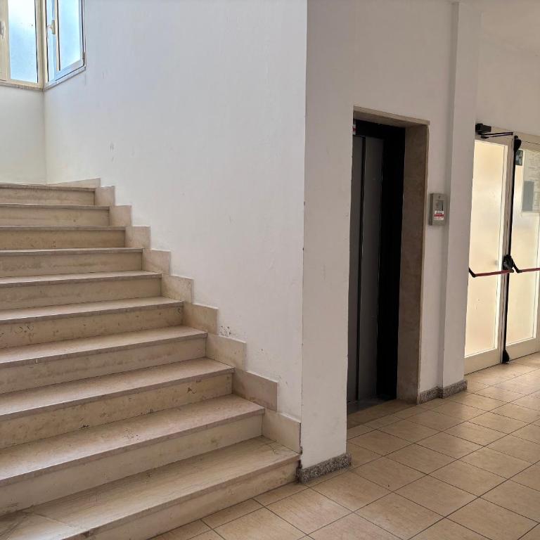 CN018 - Cesenatico, elegante quadrilocale fronte mare con posto auto - Appartamento con 3 Camere da Letto - 41