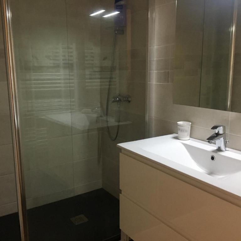 Appartement rénové centre Moulleau avec balcon et parking - FR-1-374-159 - Appartement (6 Adultes) - 6