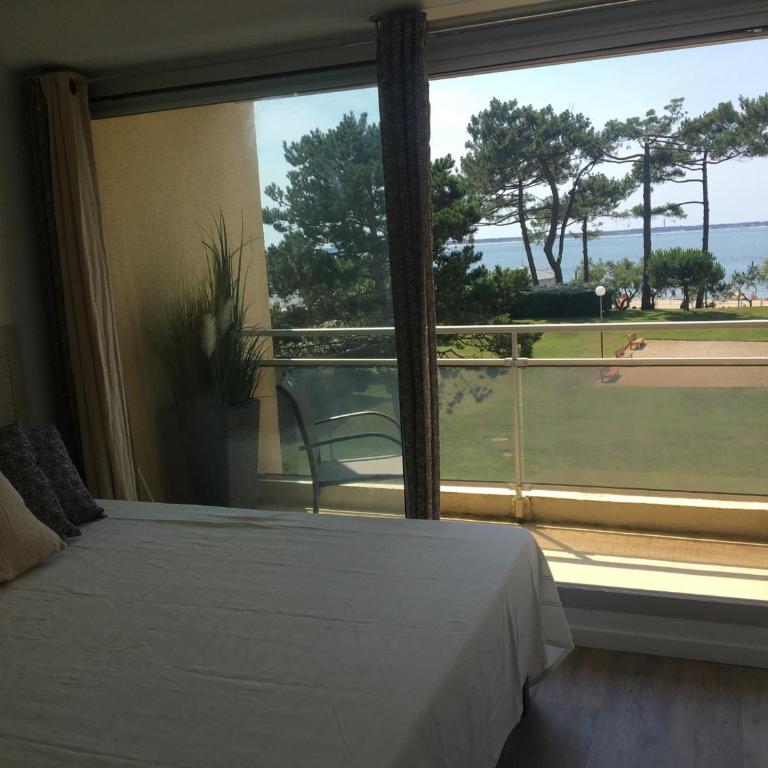 Appartement rénové centre Moulleau avec balcon et parking - FR-1-374-159 - Appartement (6 Adultes) - 10