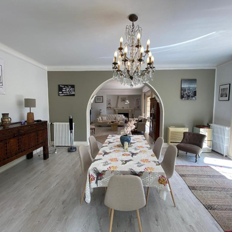 Villa avec Piscine Intérieure, 5 Chambres, Proche Plage et Commerces à Arcachon - FR-1-374-220 - Villa - 14