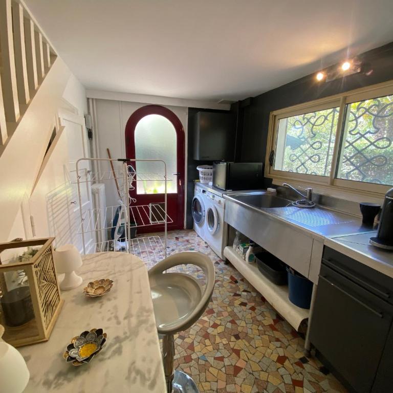 Villa avec Piscine Intérieure, 5 Chambres, Proche Plage et Commerces à Arcachon - FR-1-374-220 - Villa - 22