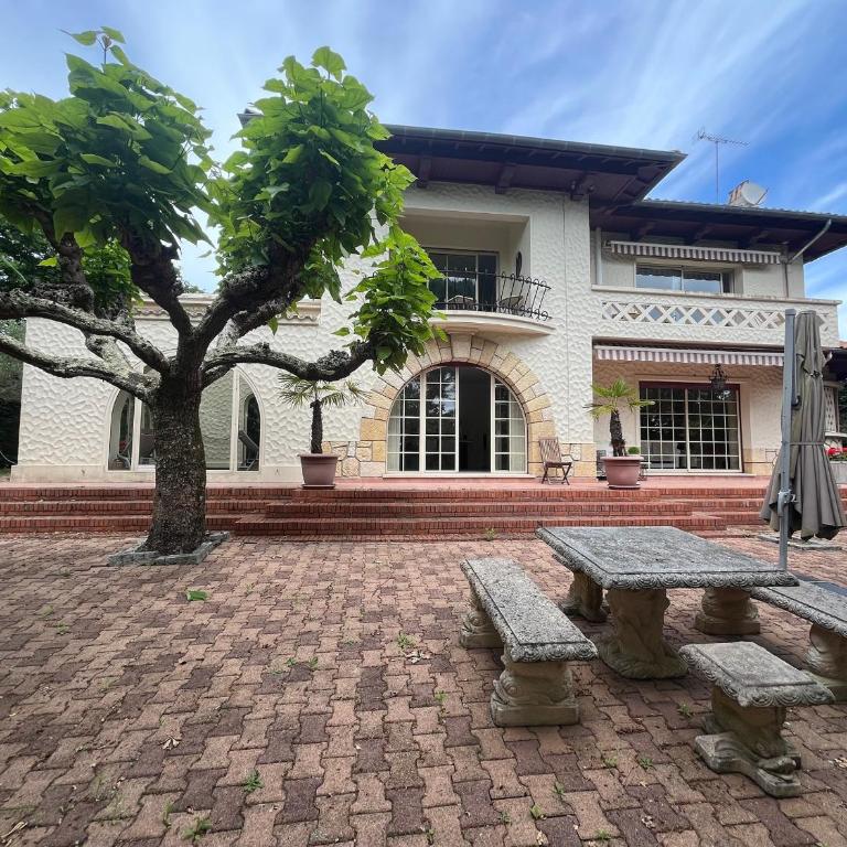 Villa avec Piscine Intérieure, 5 Chambres, Proche Plage et Commerces à Arcachon - FR-1-374-220 - Villa - 25