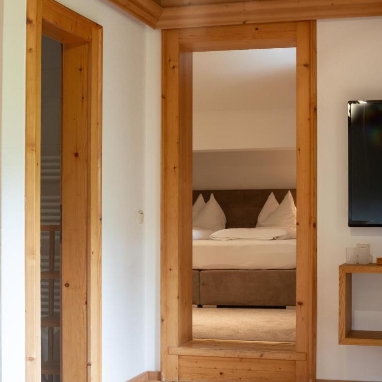 Landhaus Trinker - Apartment mit 2 Schlafzimmern und Balkon - 9