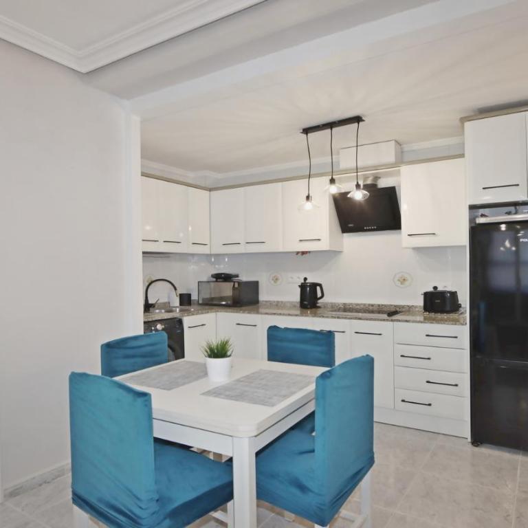 R-9033 APARTAMENTO MORIONES - Apartamento de 1 dormitorio - 2
