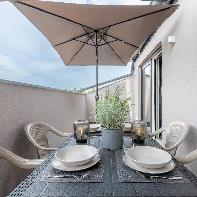 GuestHost - Le Agavi - Apt X9 with Garage & Terrace - Appartamento con 3 Camere da Letto - 2