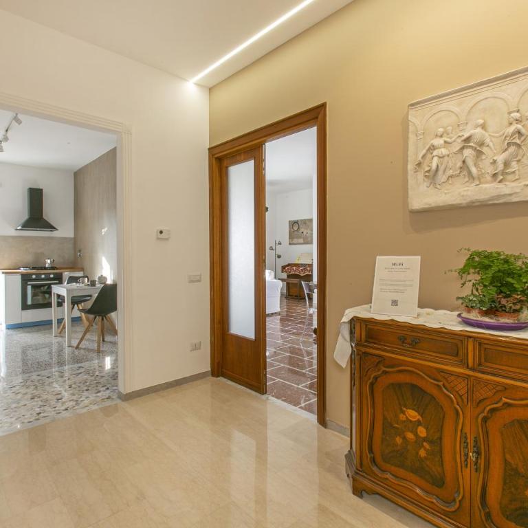 Casa Leone - Appartamento con 2 Camere da Letto - 1