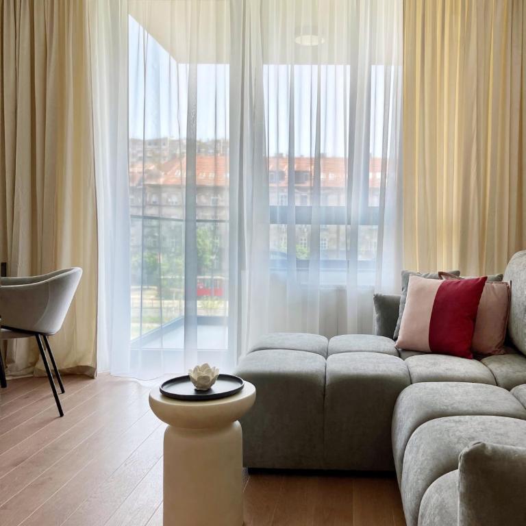 Waterfront Nights - One-Bedroom Apartment - 1