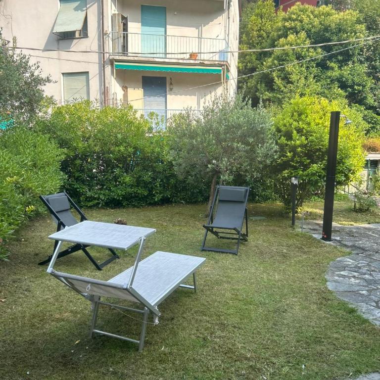 JOIVY Sunny Family Flat with Private Garden & Parking - Appartamento con 1 Camera da Letto - 16