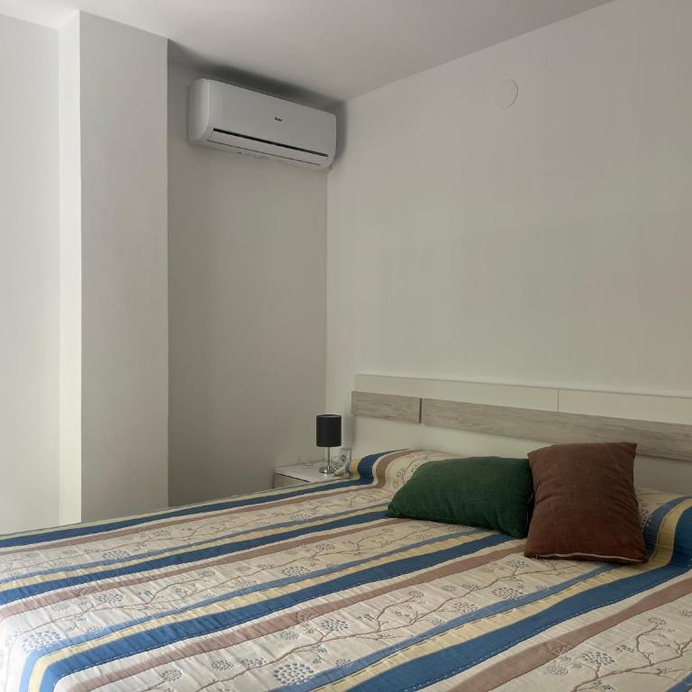 Apartamento en Almuñécar con piscina comunitaria - Apartamento de 3 dormitorios - 7