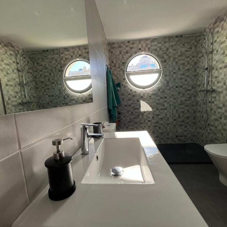 Apartamento en Almuñécar con piscina comunitaria - Apartamento de 3 dormitorios - 8