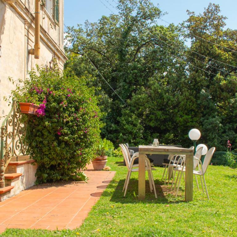 Caligo B&B Secret Garden Villa Room vicino alle Cinque Terre - Camera Matrimoniale con Bagno Privato - 67
