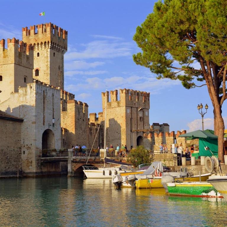 Your home in central Sirmione! - Appartamento Superior con 1 Camera da Letto - 19