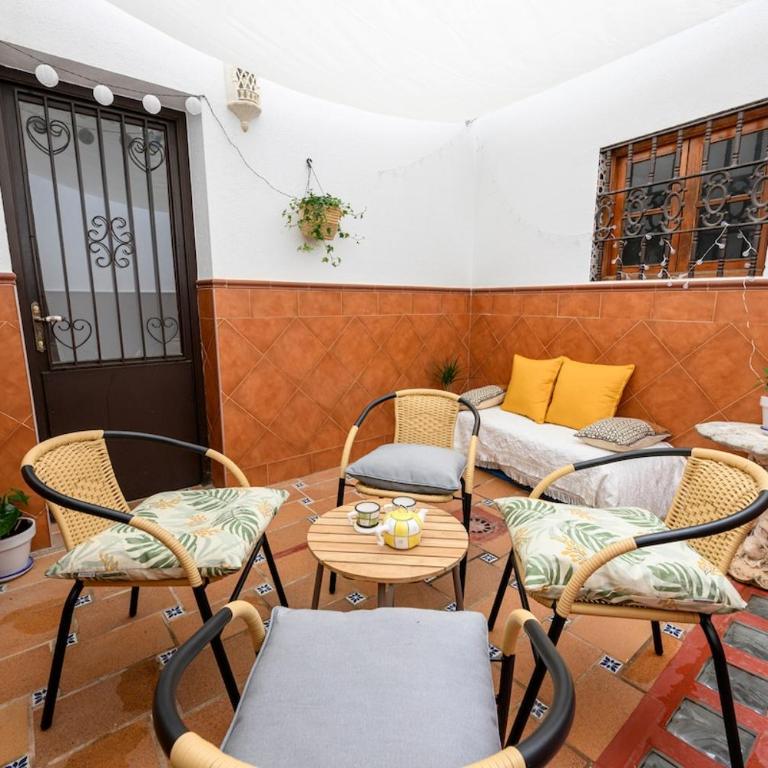 Family home in Barbate patio & Azotea - Casa - 16