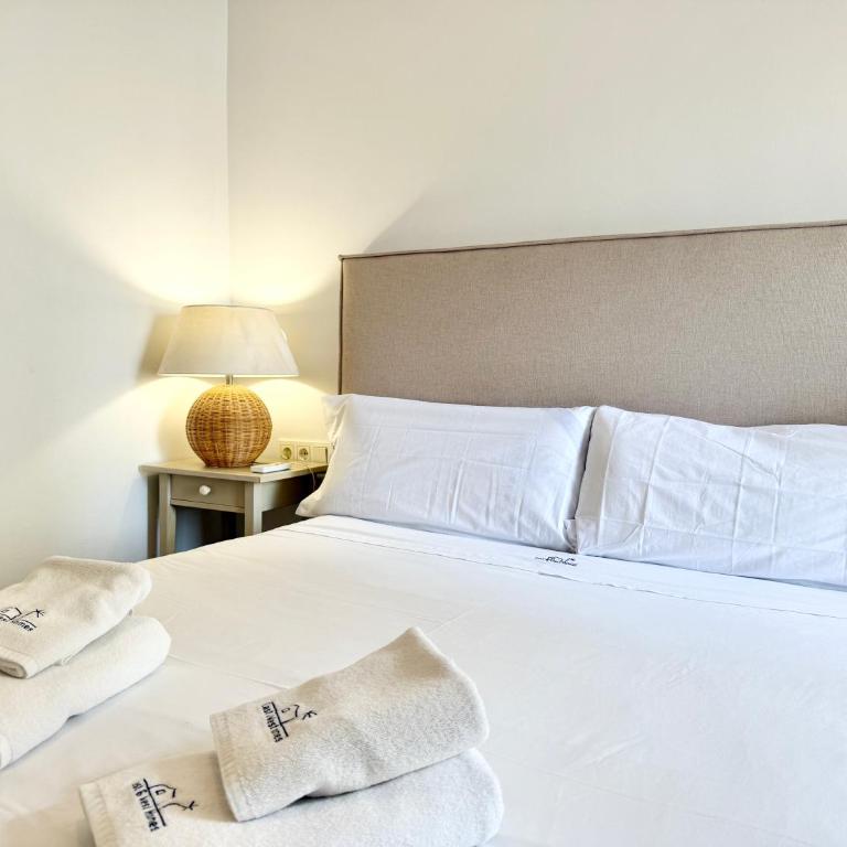 The City Center Flat- EaW Homes - One-Bedroom Apartment - 3