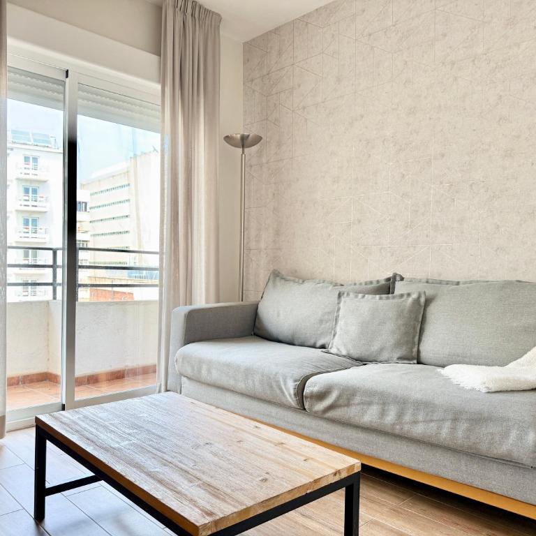 The City Center Flat- EaW Homes - One-Bedroom Apartment - 2