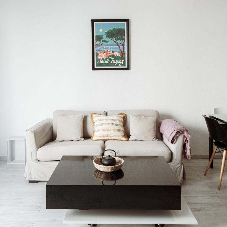 Chic appartement, coeur de Saint Tropez, Place des Lices - One-Bedroom Apartment - 12