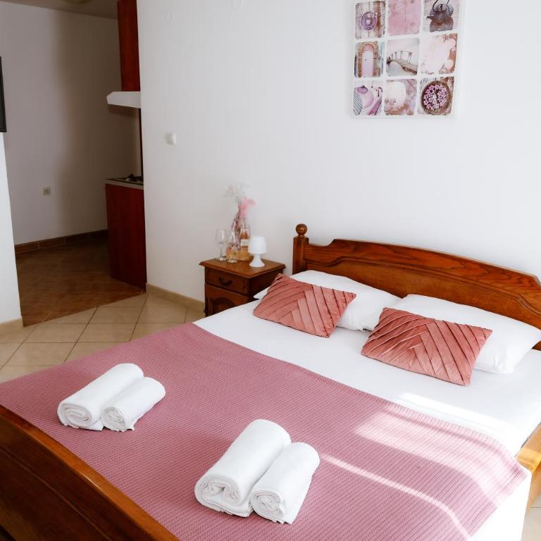Guest House Ivana - Deluxe King Studio - 37