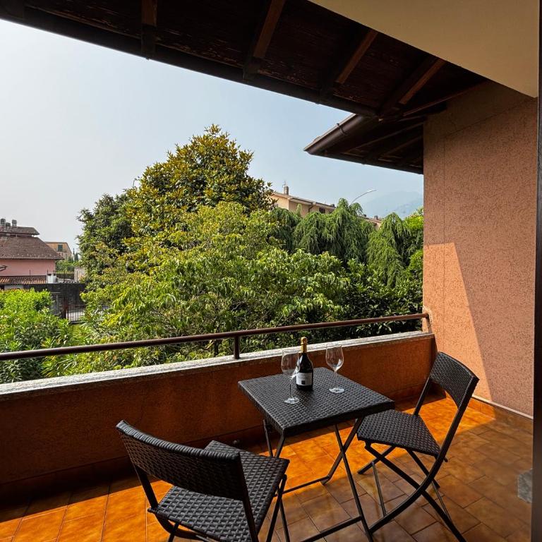 Camellia Apartment Gravedona - Larihome A98 - Appartamento con 2 Camere da Letto - 1