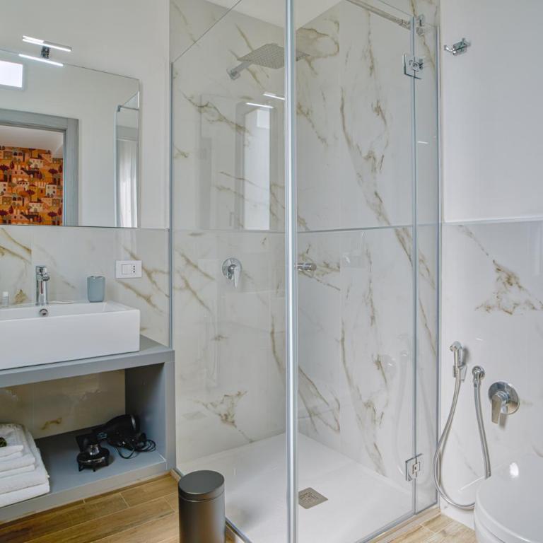 Ella Suites Apartments - Camera Matrimoniale Standard - 19