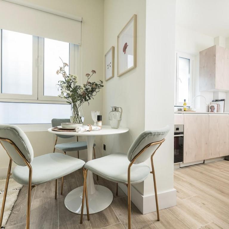 dPLACE To Be - Luxury apartments in Barrio de Salamanca - Apartamento de 1 dormitorio con terraza - 1