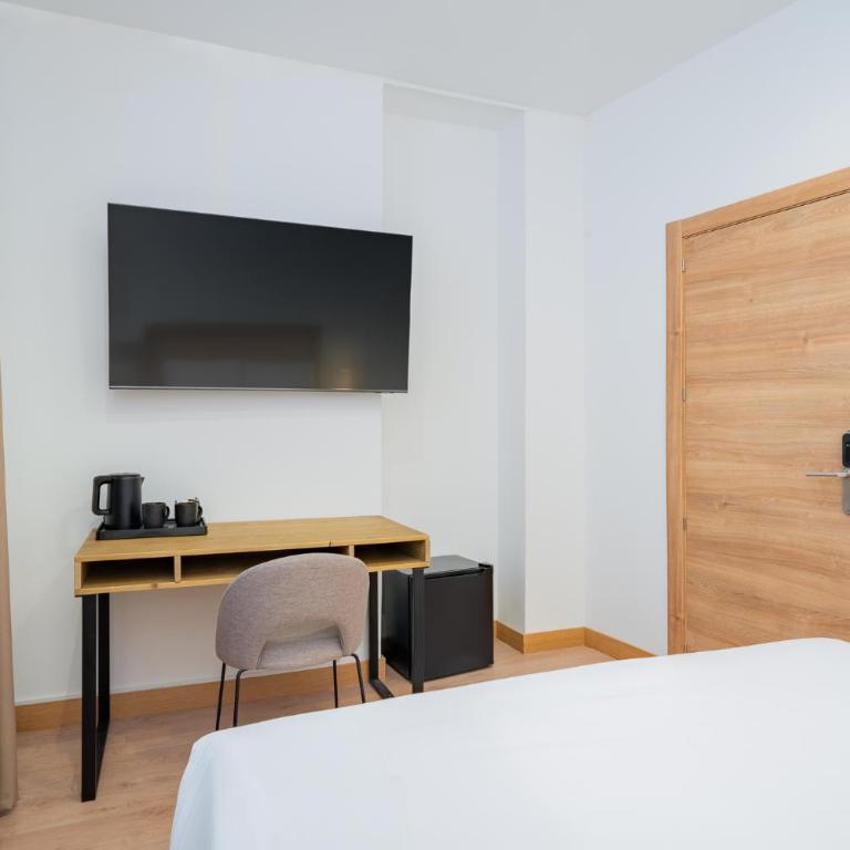LUTHIA Puerta del Sol - Double Room - 4