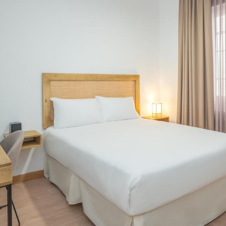 LUTHIA Puerta del Sol - Double Room - 1